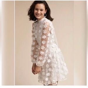 Anthropologie white 3D lace dresss